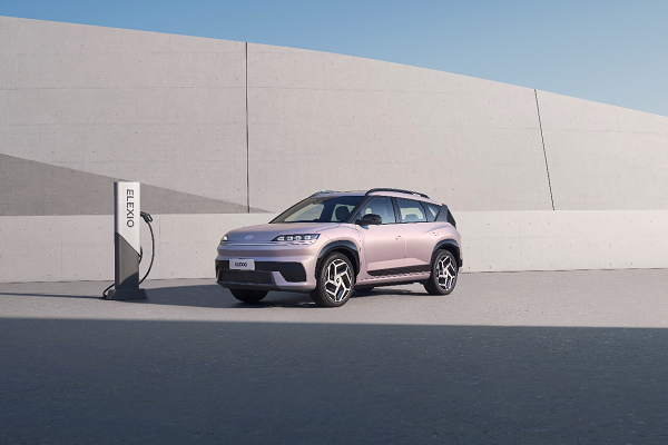 北京现代首款纯电车型EO中文名官宣，定名“EO羿欧”