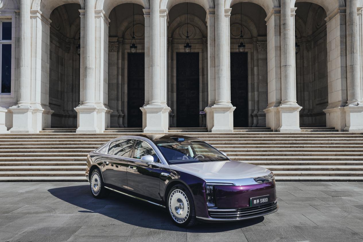 尊界S800登顶销量榜，国产豪车正成为高净值圈层“价值名片”