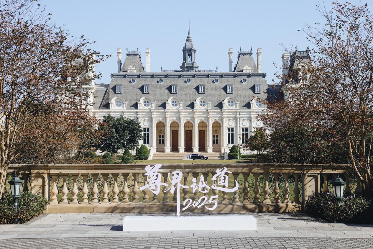 尊界S800登顶销量榜，国产豪车正成为高净值圈层“价值名片”