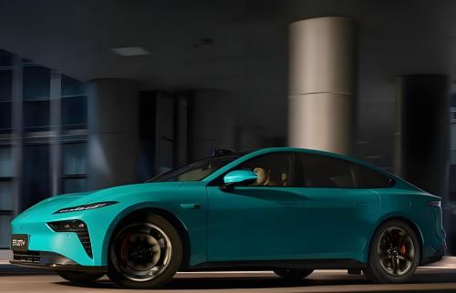 新手福音！15 万内智驾友好型新能源车，自动跟车 + 车道保持超省心