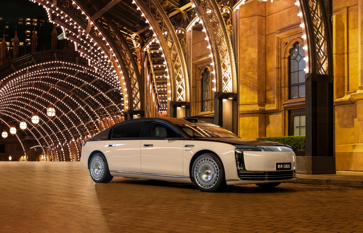 解码“尊界效应”：一辆车如何带动一条产业链的全面升级？