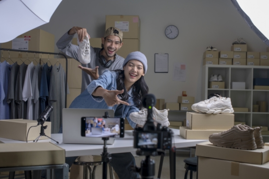 “小钱大花”的年轻人，开始在懂车帝网购二手车了