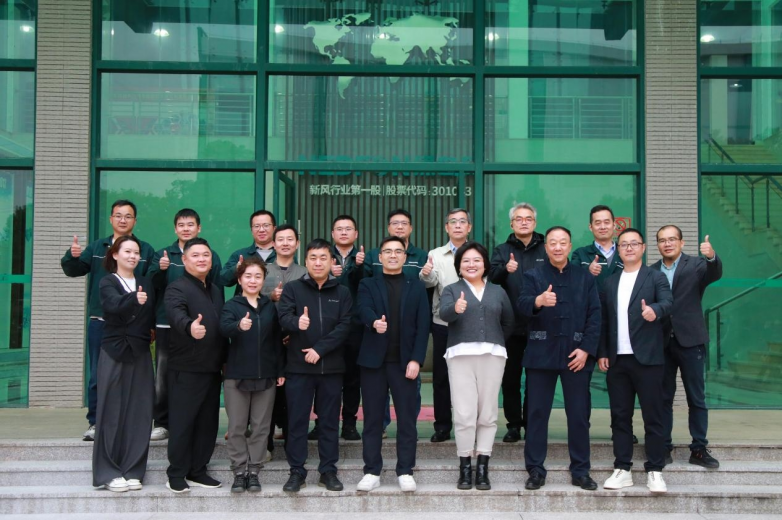 �̵��������˹������Ŀ������Я�ֹ����Ƶ��·��������չ��δ��