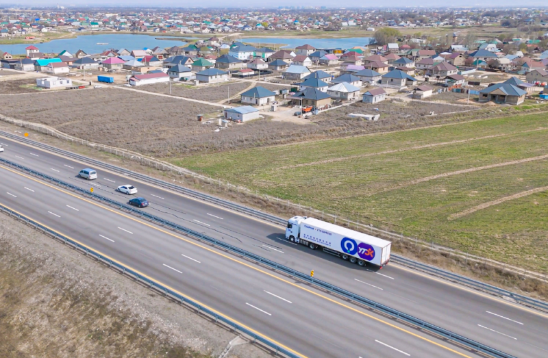 ����˿·�ߣ�Բͨ���������ǡ������ӡ�