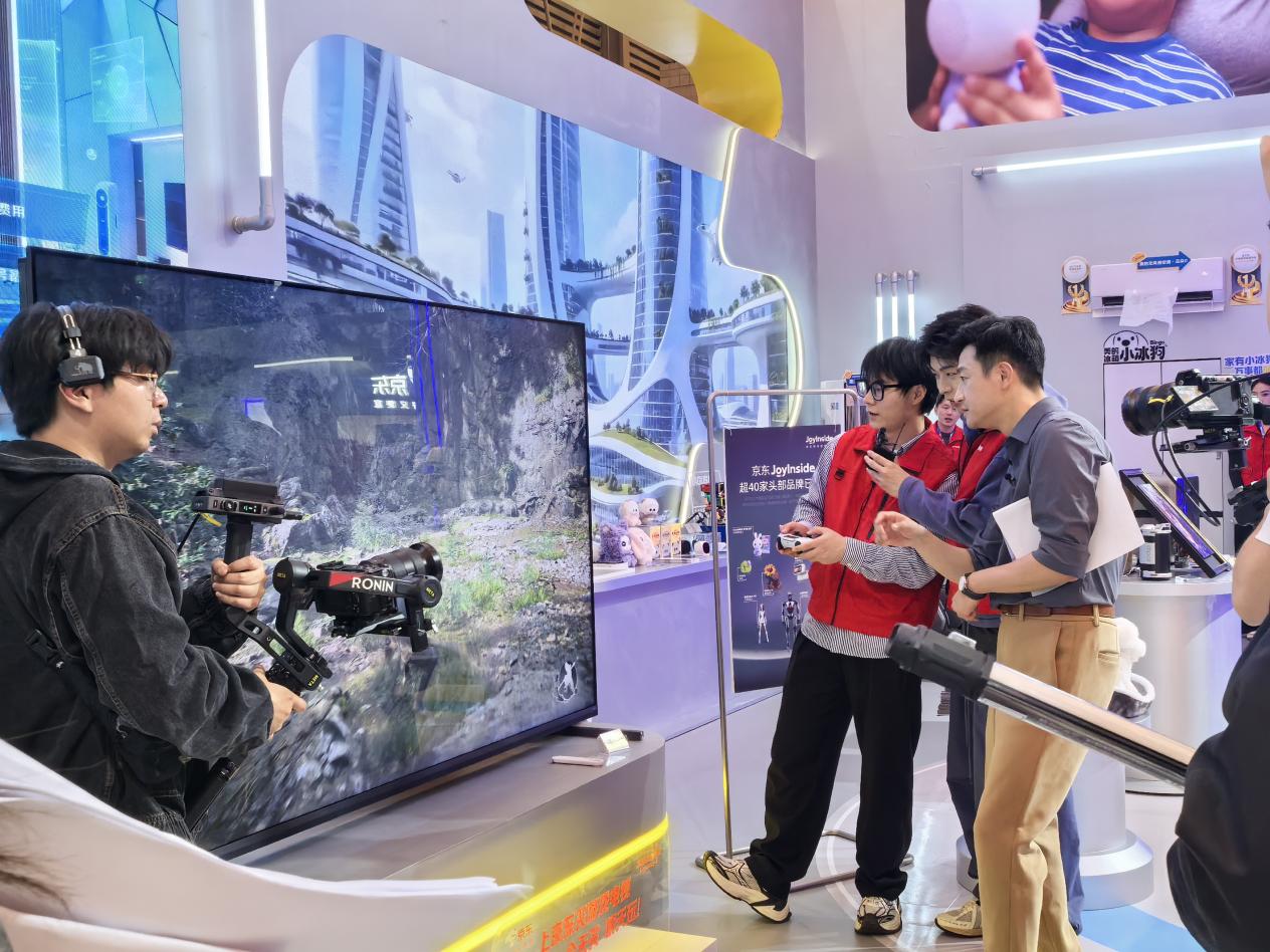 京东AWE释放新品首发平台能力持续深化品牌合作布局(图3)