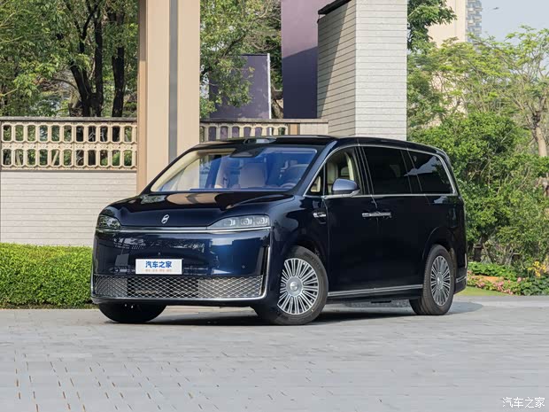 一文看懂智界V9预售3998万起可旋转零重力座椅89kaiyun体育全站6线激光雷达(图3)