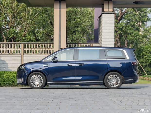 一文看懂智界V9预售3998万起可旋转零重力座椅89kaiyun体育全站6线激光雷达(图8)