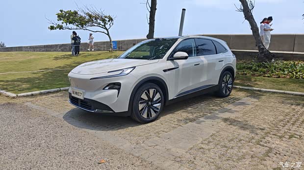 权益价1549万起综合续航1630km别克至境E7正式上市(图4)