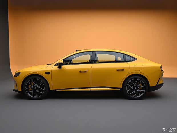 smart精灵6EHD精灵2概念车全球首发6EHD北京车展预售(图8)