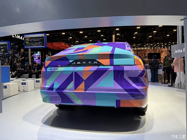 2026北京车展捷达品牌：概念车JETTAX全新纯电车亮相(图6)