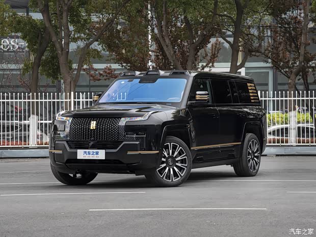 2026北京车展：仰望U8L鼎藏版首发大四座布局双零重力座椅(图4)