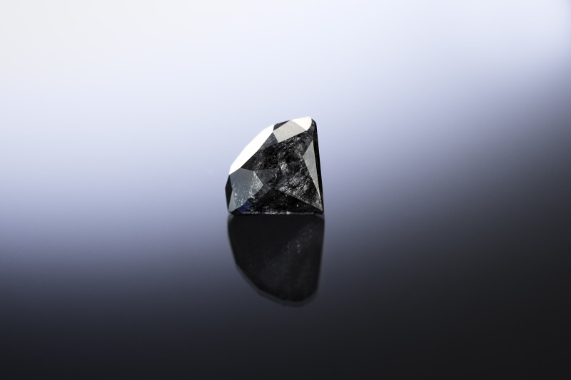 ����ܽ Korloff��Դ�� 88 ���� Black Korloff ���괫��ķ����鱦Ʒ�ƣ����������й�����ƪ��