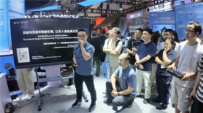 智元酷拓携“灵越”与“灵途”两大核心技术亮相2026世界人工智能大会(图3)