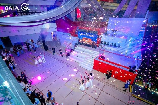 �������ֳ� ��ǰ׷����ح����GALA���۾��ۺ��巢������Ļ